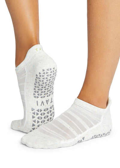 # Savvy Breeze Grip Socks | Socks > Grip | Tavi – ToeSox | Tavi | Vooray