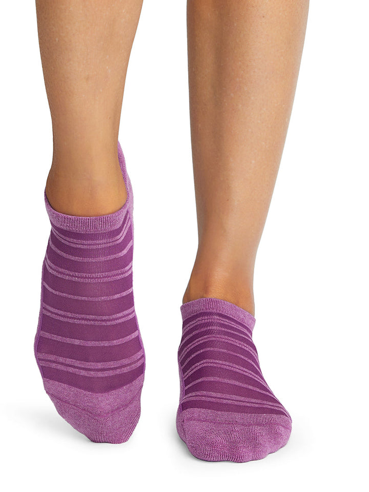 # Savvy Breeze Grip Socks | Socks > Grip | Tavi – ToeSox | Tavi | Vooray