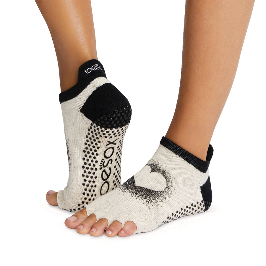 Half Toe Low Rise Grip Socks – ToeSox, Tavi