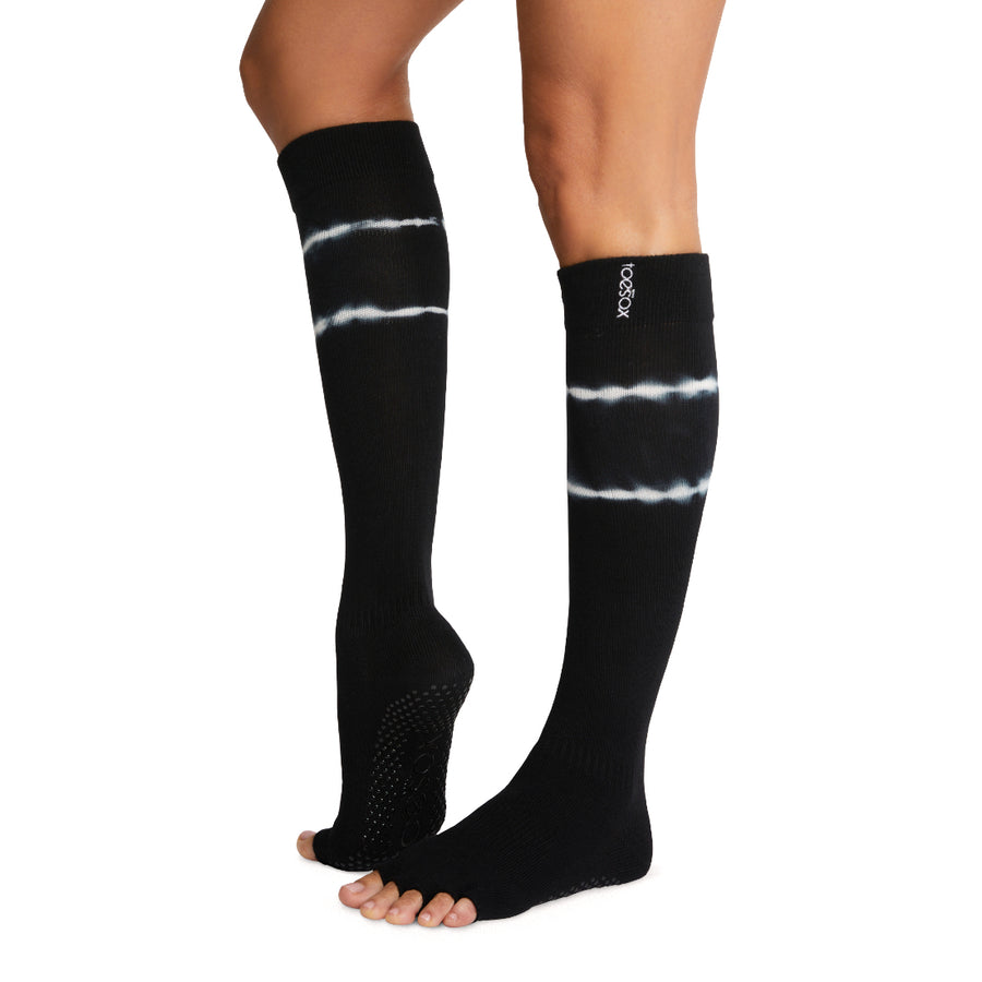 Half Toe Scrunch Knee High Grip Socks – ToeSox, Tavi