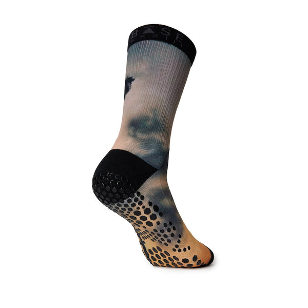 Base33 Crew Grip Socks | Socks > Grip | Base 33 – Tavi Active