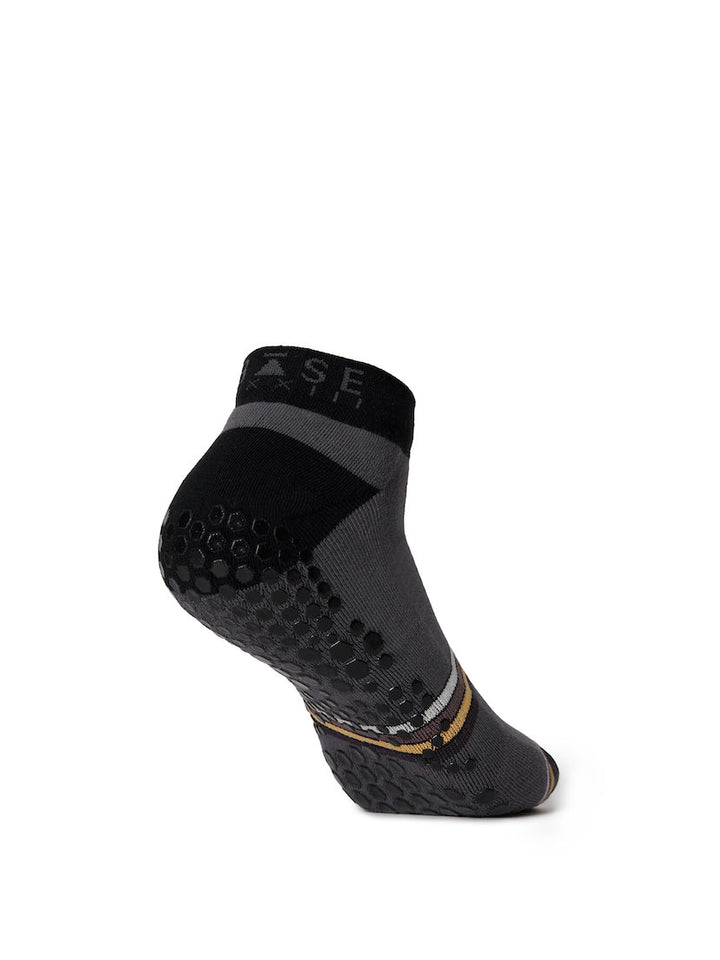Base33 Low Rise Grip Socks | Socks > Grip | Base33 – ToeSox | Tavi | Vooray