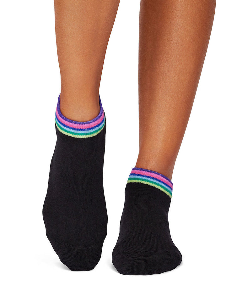 Cora Grip Socks | Socks > Grip | Tavi – ToeSox | Tavi | Vooray