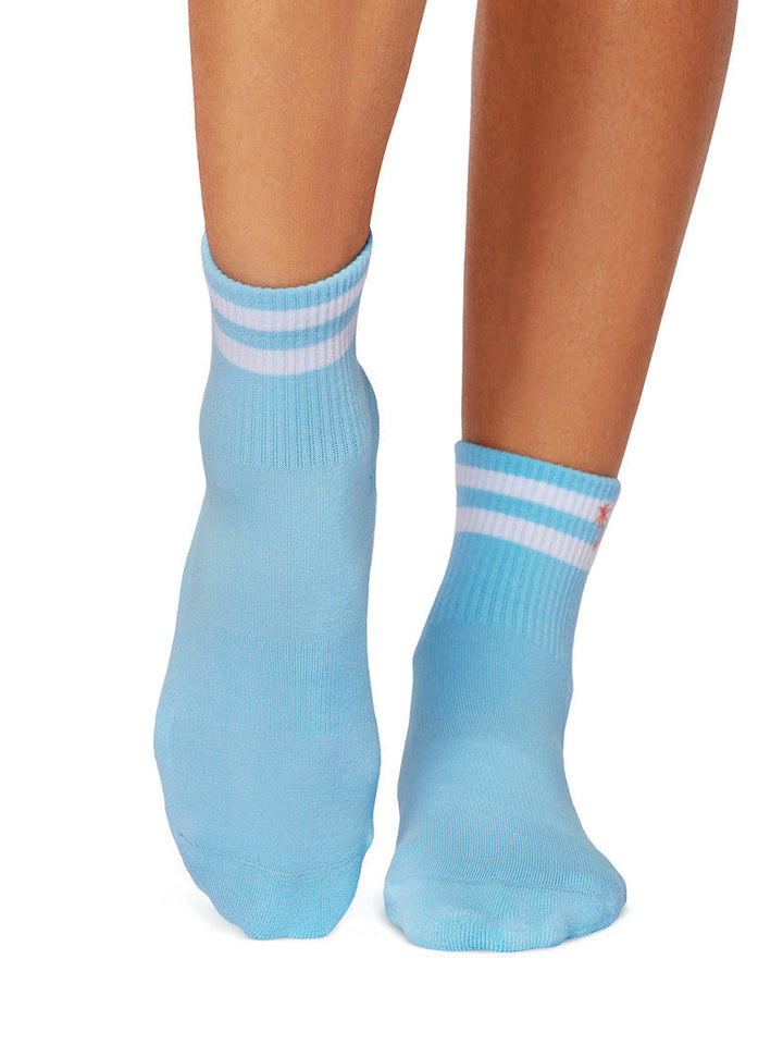Aria Grip Socks | Socks > Grip | Tavi – ToeSox | Tavi | Vooray