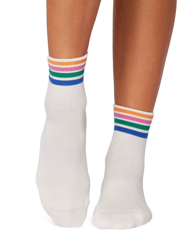 Aria Grip Socks | Socks > Grip | Tavi – ToeSox | Tavi | Vooray
