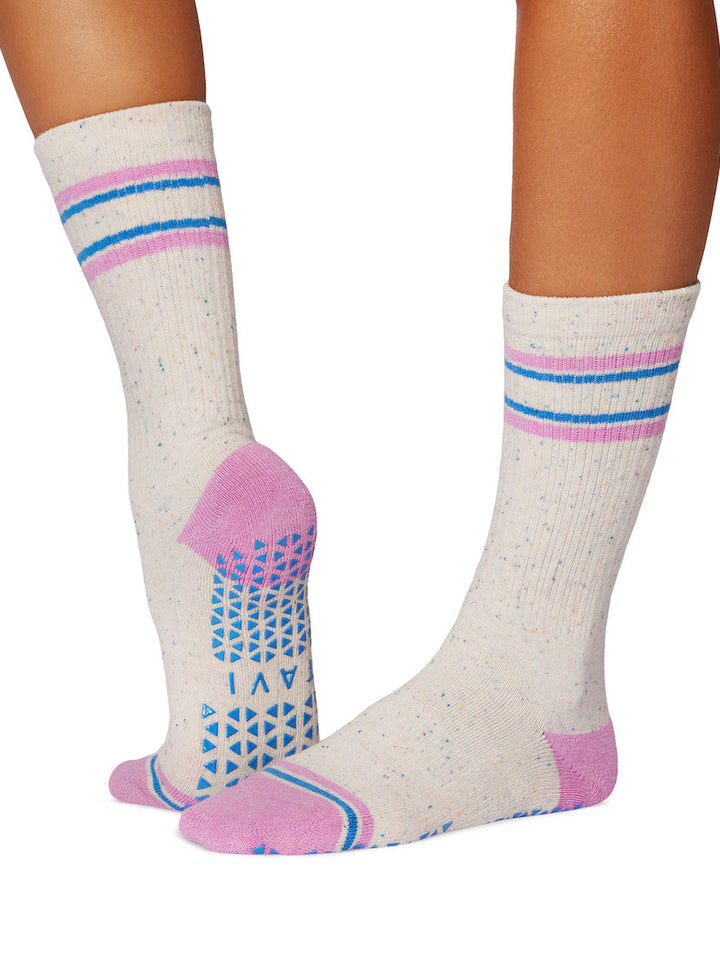 Kai Grip Socks | Socks > Grip | Tavi – ToeSox | Tavi | Vooray