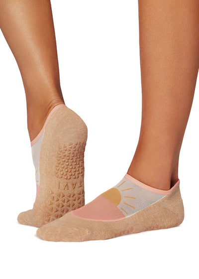 Maddie Grip Socks | Socks > Grip | Tavi – Tavi Active