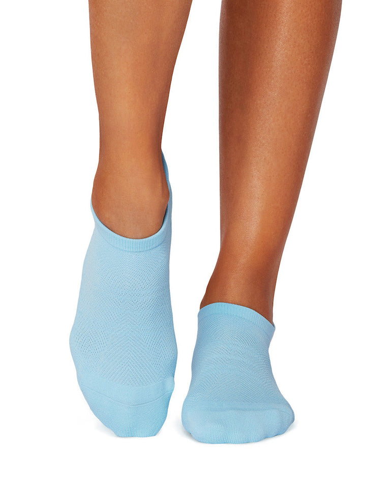 Savvy Tec Grip Socks | Socks > Grip | Tavi – Tavi Active