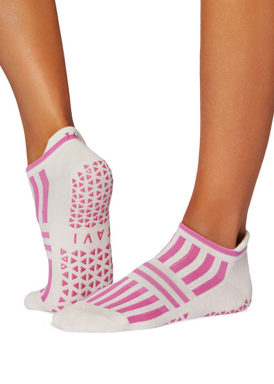 Savvy Grip Socks | Socks > Grip | Tavi – Tavi Active