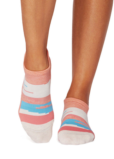 Savvy Grip Socks | Socks > Grip | Tavi – Tavi Active