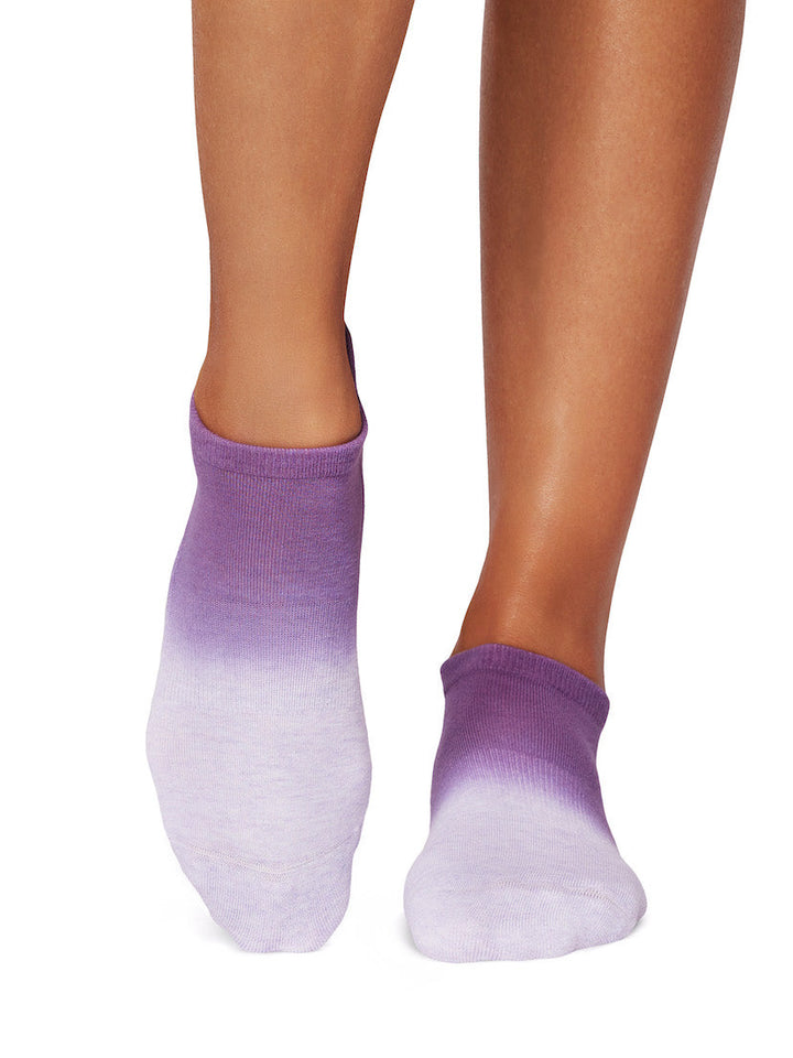 Savvy Grip Socks | Socks > Grip | Tavi – ToeSox | Tavi | Vooray