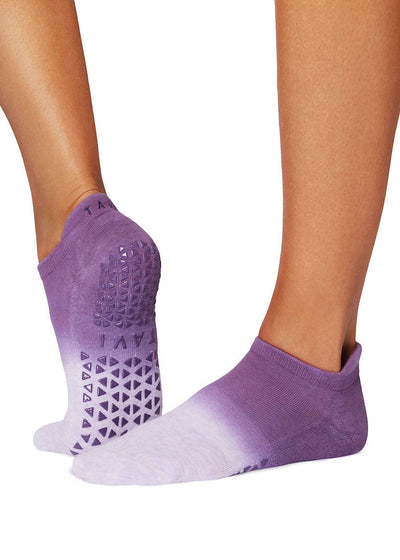 Savvy Grip Socks | Socks > Grip | Tavi – Tavi Active