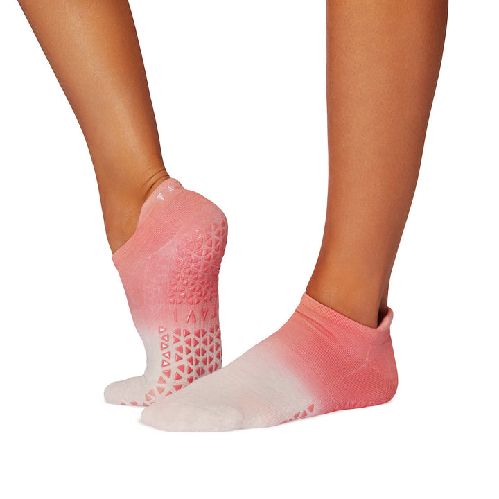 Savvy Grip Socks | Socks > Grip | Tavi – ToeSox | Tavi | Vooray