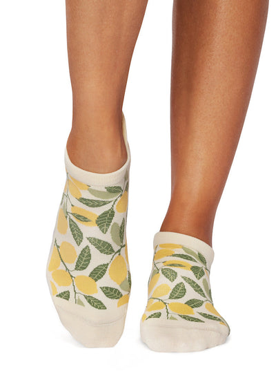 Savvy Grip Socks | Socks > Grip | Tavi – Tavi Active