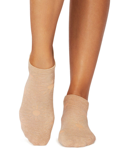 Savvy Grip Socks | Socks > Grip | Tavi – Tavi Active