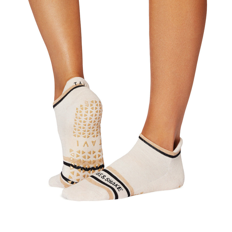Savvy Grip Socks | Socks > Grip | Tavi – Tavi Active