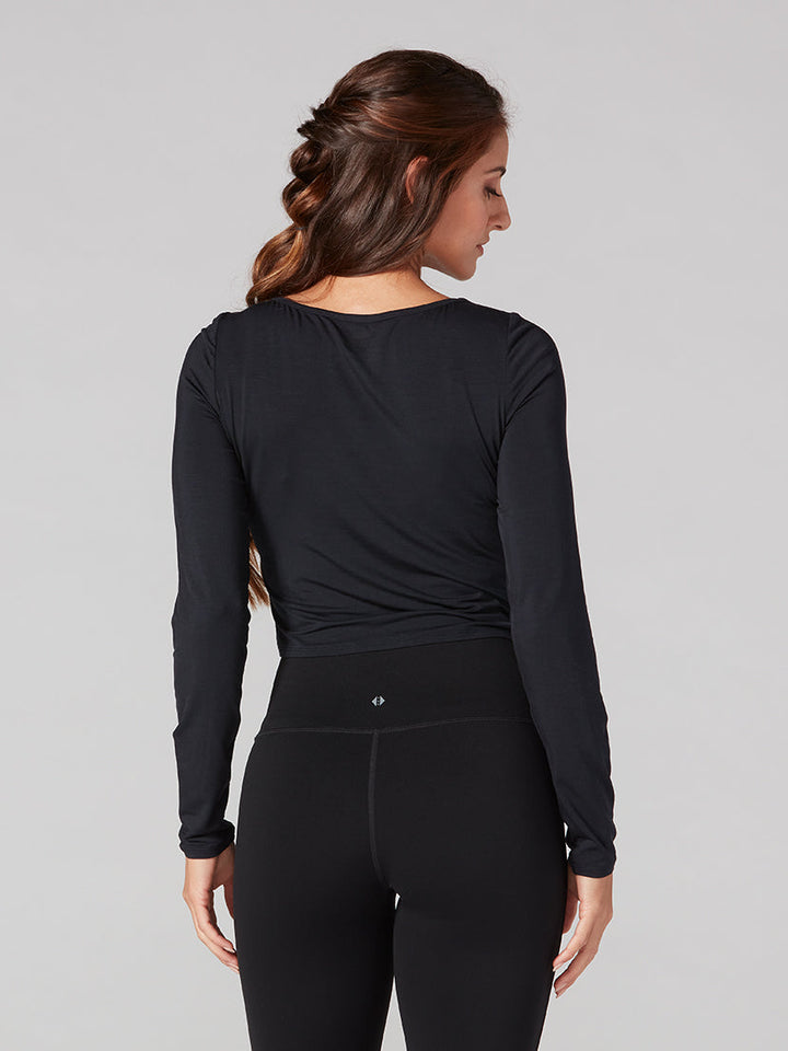 # Form Cropped Long Sleeve | Tops > Long Sleeve | Tavi – ToeSox | Tavi | Vooray