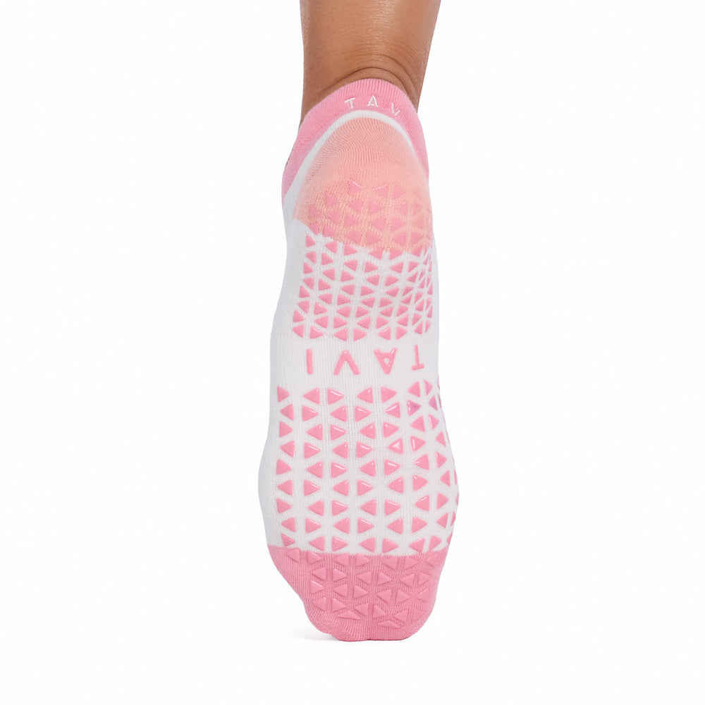 Savvy Grip Socks | Socks > Grip | Tavi – Tavi Active
