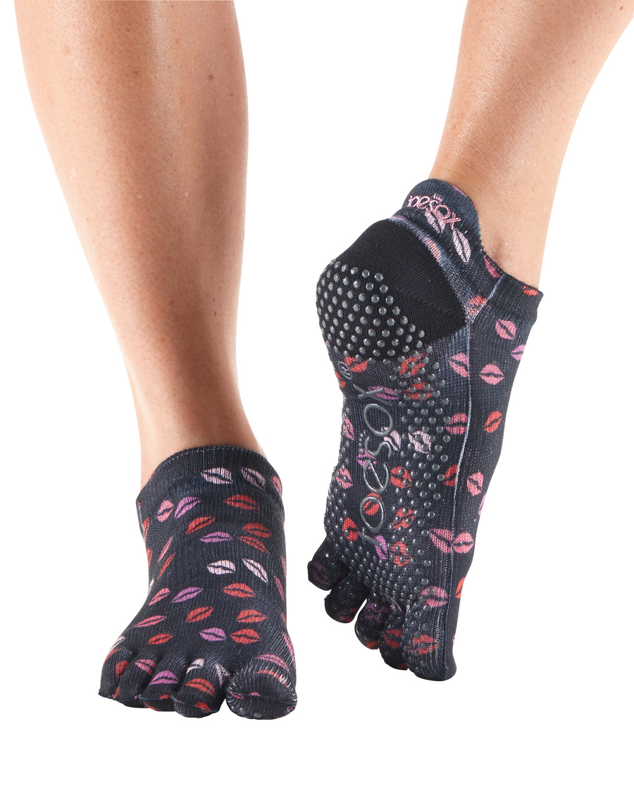 Full Toe Low Rise Grip Socks *