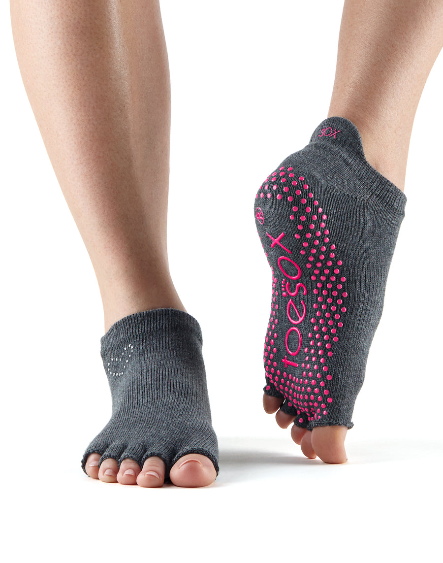 # Half Toe Low Rise Grip Socks * | Socks > Grip | ToeSox – ToeSox | Tavi | Vooray