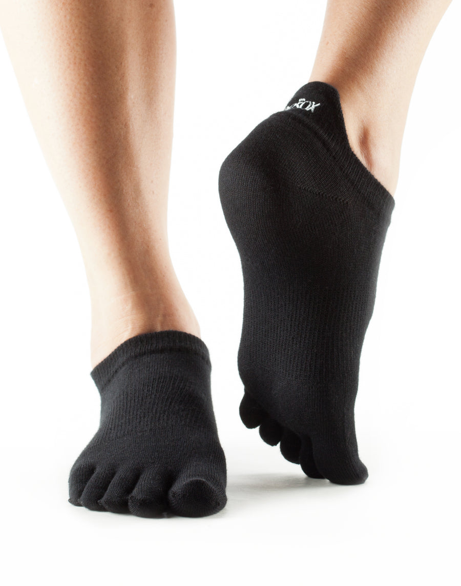 # Sport Perfdry Ultralite Weight No Show Socks * | Socks > Sport | ToeSox – ToeSox | Tavi | Vooray