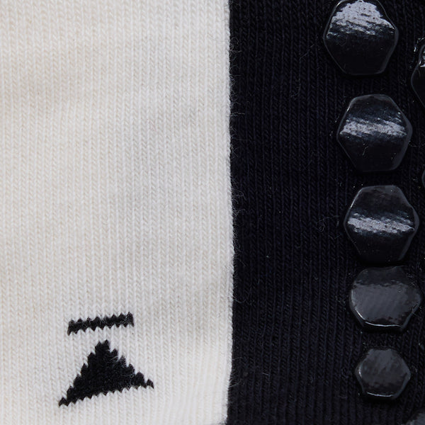 Base33 Low Rise Grip Socks
