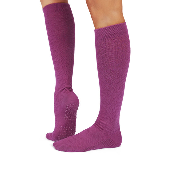 Jane Grip Socks | Socks > Grip | Tavi – Tavi Active