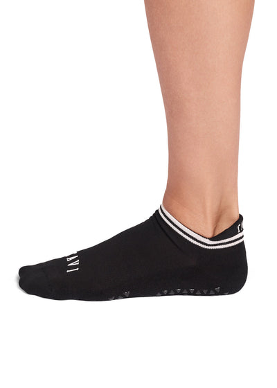 Savvy Grip Socks | Socks > Grip | Tavi – Tavi Active