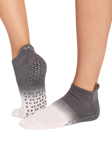 Savvy Grip Socks | Socks > Grip | Tavi – Tavi Active