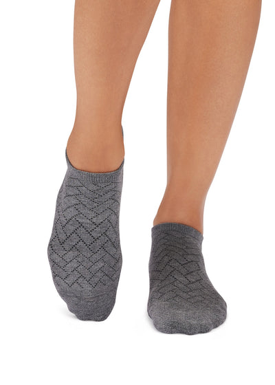 Savvy Grip Socks | Socks > Grip | Tavi – Tavi Active