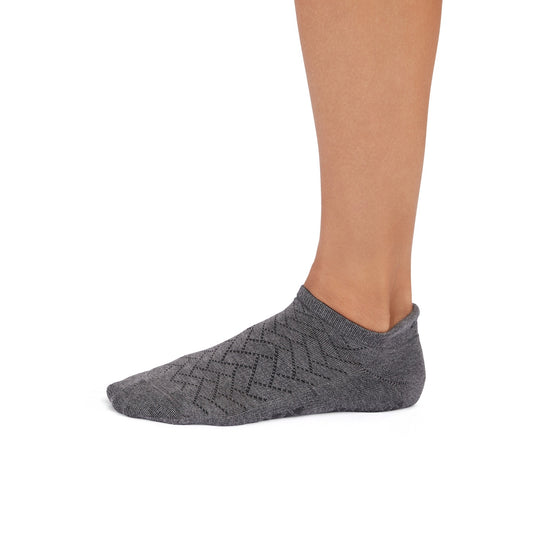 Savvy Grip Socks | Socks > Grip | Tavi – Tavi Active