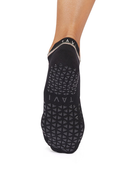 Savvy Grip Socks | Socks > Grip | Tavi – Tavi Active