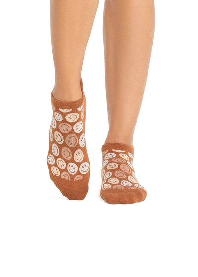 Savvy Grip Socks | Socks > Grip | Tavi – Tavi Active