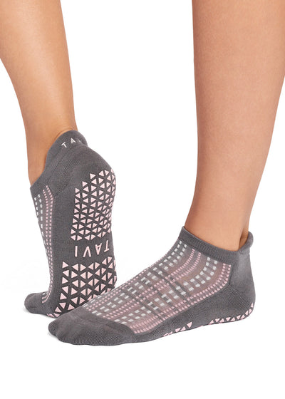 Savvy Grip Socks | Socks > Grip | Tavi – Tavi Active