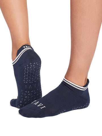 Savvy Grip Socks | Socks > Grip | Tavi – Tavi Active