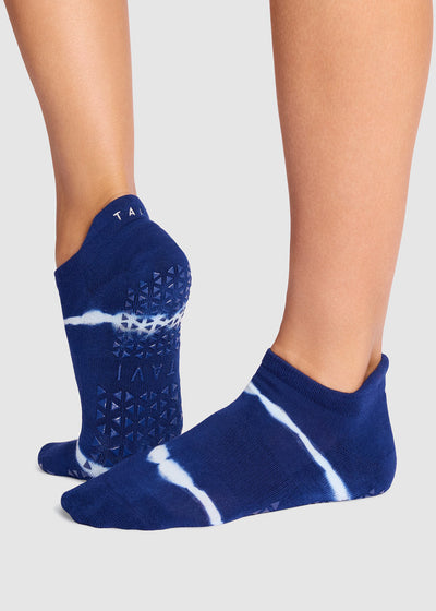 Savvy Grip Socks | Socks > Grip | Tavi – Tavi Active