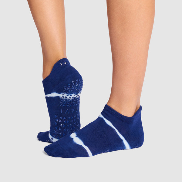 Savvy Grip Socks | Socks > Grip | Tavi – Tavi Active
