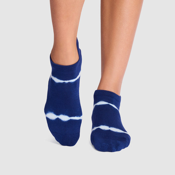 Savvy Grip Socks | Socks > Grip | Tavi – Tavi Active