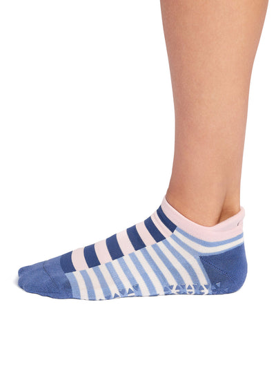 Savvy Grip Socks | Socks > Grip | Tavi – Tavi Active