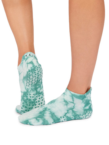 Savvy Grip Socks | Socks > Grip | Tavi – ToeSox | Tavi | Vooray