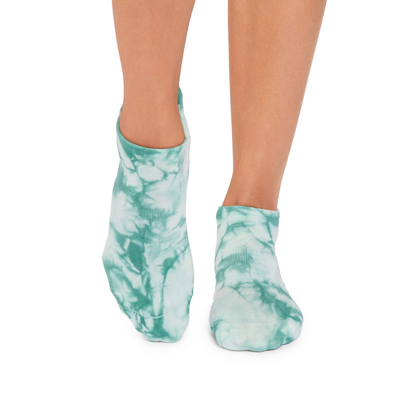 Savvy Grip Socks | Socks > Grip | Tavi – Tavi Active