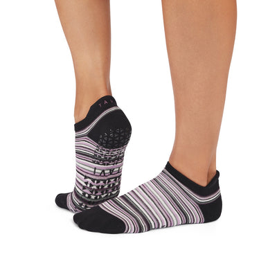Savvy Grip Socks | Socks > Grip | Tavi – Tavi Active