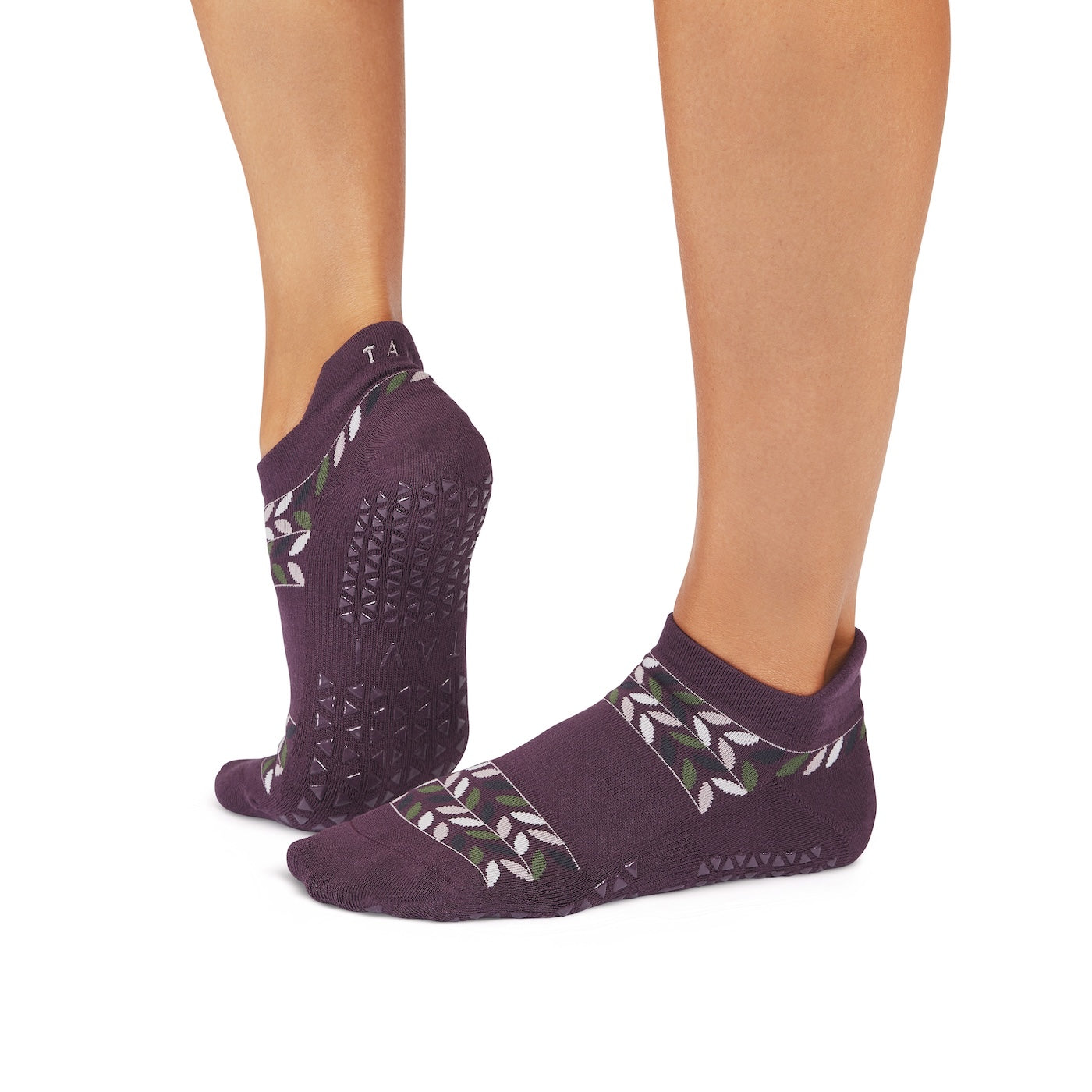 Savvy Grip Socks | Socks > Grip | Tavi – Tavi Active