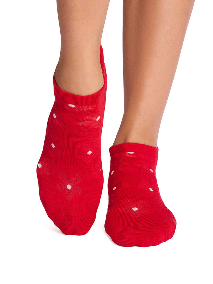 Savvy Grip Socks | Socks > Grip | Tavi – ToeSox | Tavi | Vooray