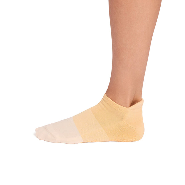 Savvy Grip Socks | Socks > Grip | Tavi – Tavi Active