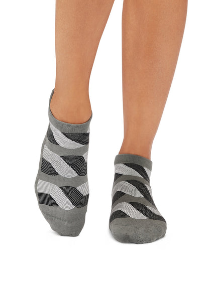 Savvy Grip Socks | Socks > Grip | Tavi – Tavi Active