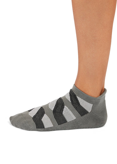 Savvy Grip Socks | Socks > Grip | Tavi – Tavi Active