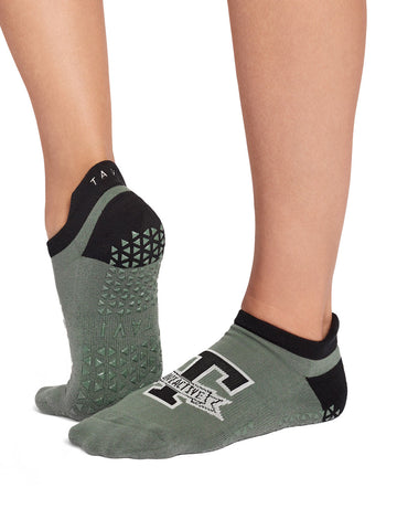 Savvy Grip Socks | Socks > Grip | Tavi – Tavi Active