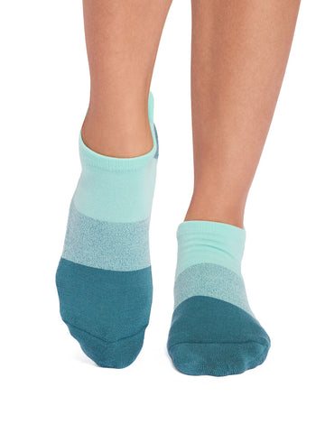 Savvy Grip Socks | Socks > Grip | Tavi – Tavi Active