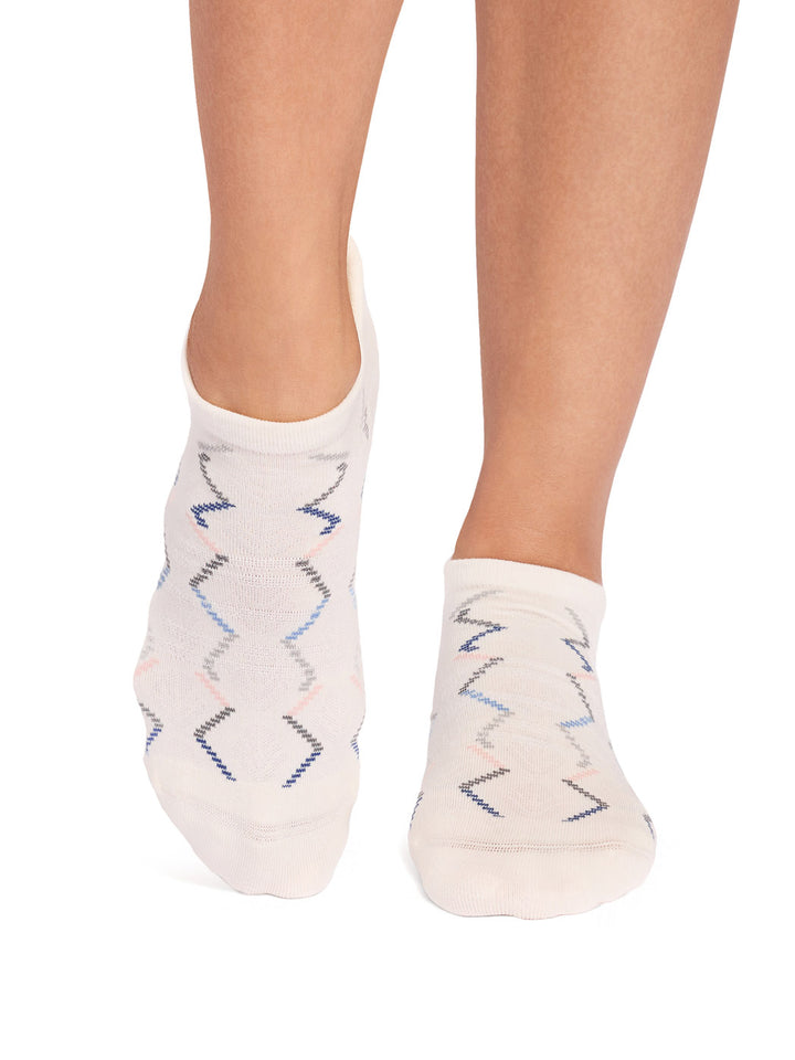 Savvy Grip Socks | Socks > Grip | Tavi – Tavi Active